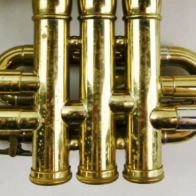 Olds Ambassador Cornet with mouthpiece and case, USA, good condition image 4