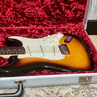 2005 Fender 60th Anniversary American Series Stratocaster, Rosewood Fretboard 3-Color Sunburst, Very Collectable and Ships Fast ! image 23