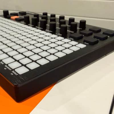 Polyend Play Sample-Based MIDI Groovebox 2024 - Present - Black image 5