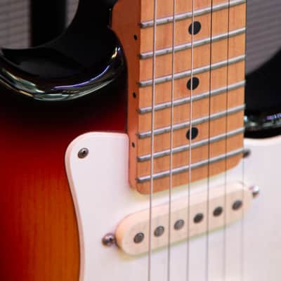 G&L Legacy 1995 - Sunburst image 10