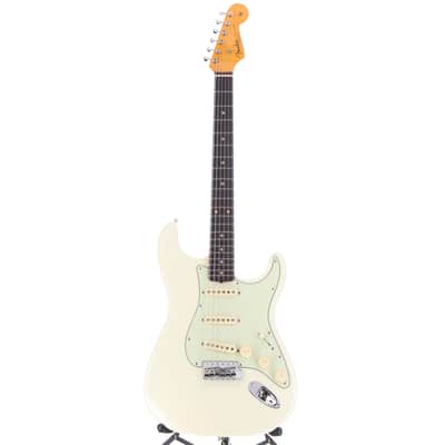 Fender Certified Pre-Owned American Vintage II 1961 Stratocaster, Rosewood Fingerboard, Olympic White (P13) (01465) image 5