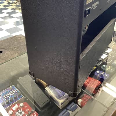 Traynor DG30D DynaGain 30-Watt 1x12" Solid State Guitar Combo with DSP Effects 2010s - Black image 5