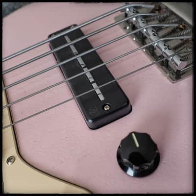 Serek 5-String Midwestern 2 Bass (Left Handed) – Shell Pink image 12