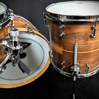 Craviotto Walnut with Cherry Inlay 4 Piece Shell Pack image 11