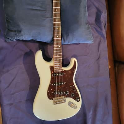 Fender American Standard Stratocaster with Rosewood Fretboard 2008 - 2016 - Olympic White image 1