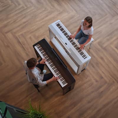 Kawai ES520 88-Key Digital Piano with Responsive Hammer Compact II Action and Built-in Bluetooth MIDI, Snow White image 6