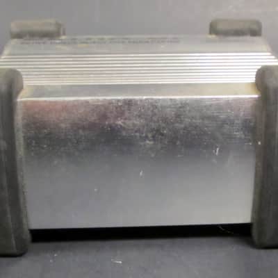 Used Behringer Ultra-DI DI100 Active Direct Box VGC image 3