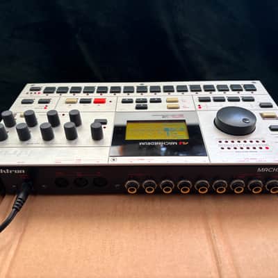 Elektron Machinedrum SPS-1UW MKII 2007 - 2010 - Silver image 4