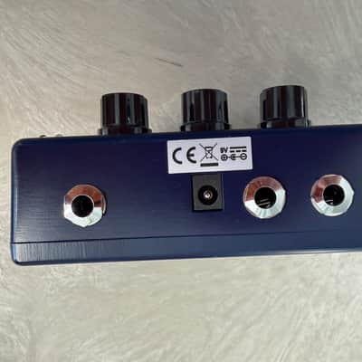 MXR EVH30 5150 Chorus 2018 - Present - Blue/Cream image 4