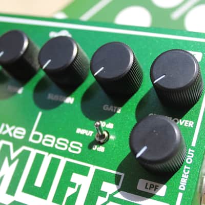 Electro-Harmonix "Deluxe Bass Big Muff Pi 2 Deluxe Dual Op-Amp Bass Fuzz" image 6