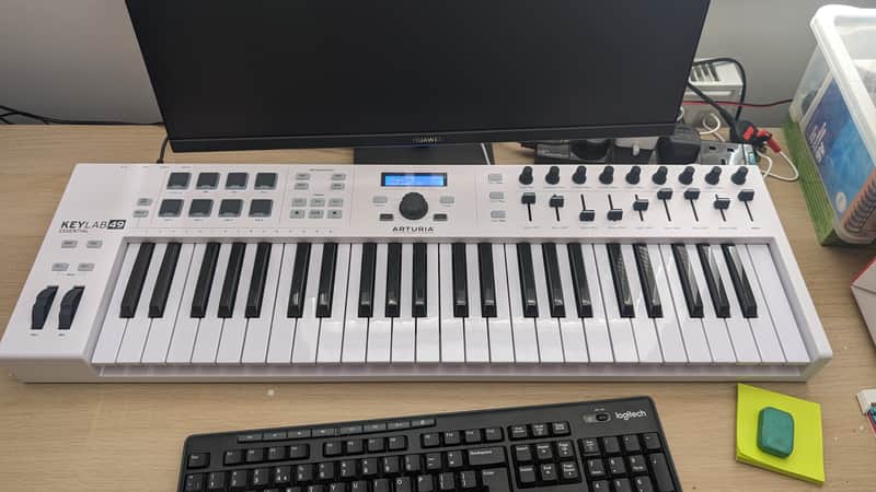 Arturia KeyLab Essential 49 MIDI Controller 2017 - Present - White image 1