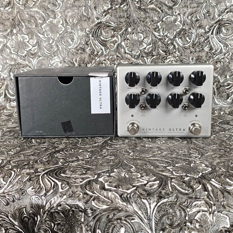 Darkglass Electronics Vintage Ultra v2 with Aux Input | Reverb Canada