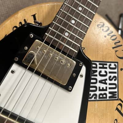 2001 Epiphone '58 Korina Flying V Reissue image 11