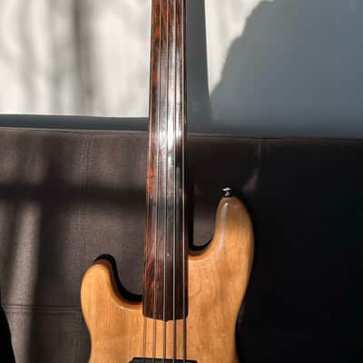 Regenerate Guitar Works VRB 5 String Fretless 2011 - Natural Gloss image 2