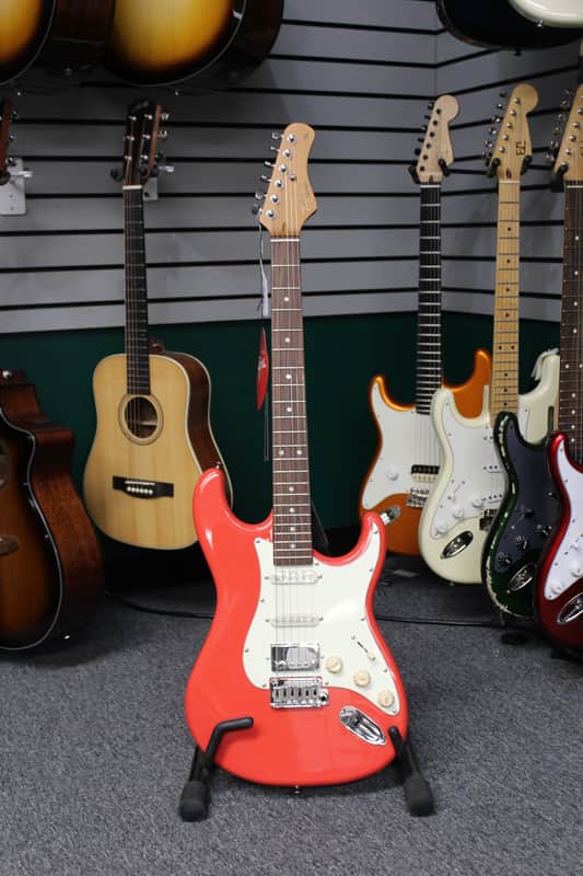 Tagima T-640 Electric Guitar - Red image 1