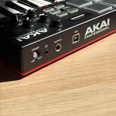 Akai MPK Mini Play Portable 25-Key MIDI Controller 2018 - Present - Black image 5
