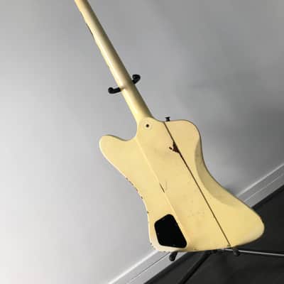 1989 Gibson Thunderbird white color image 2