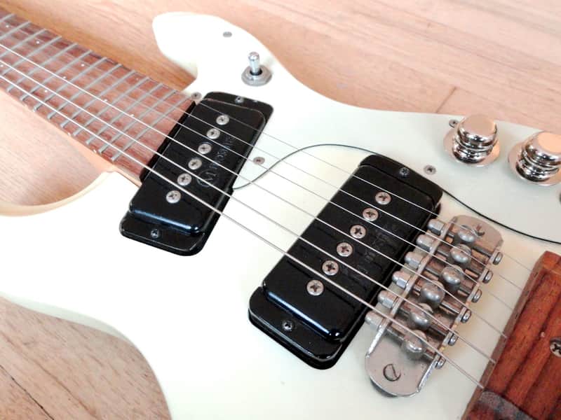 1990s Mosrite Mini Octave Electric Shortscale Guitar MIJ Kurokumo