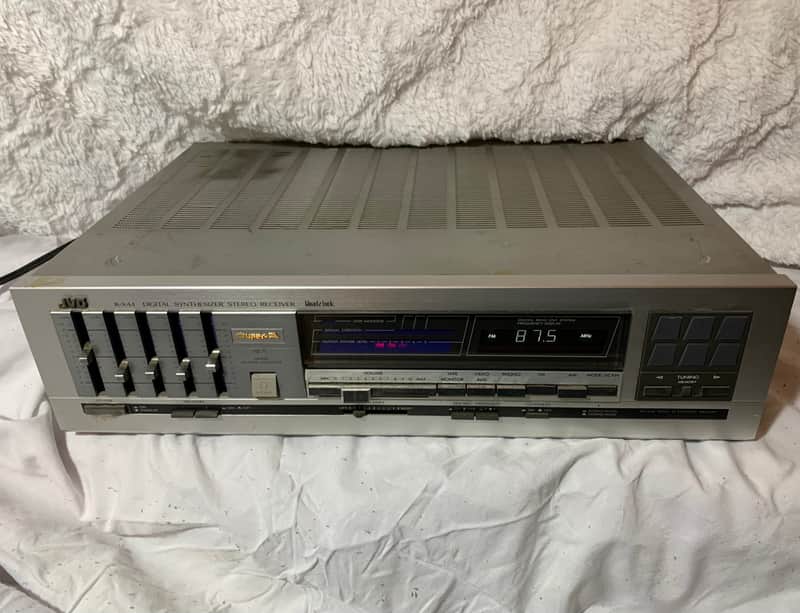 JVC R-X44 Digital Synthesizer Stereo Receiver Amplifier Phono input Tested/Works image 1