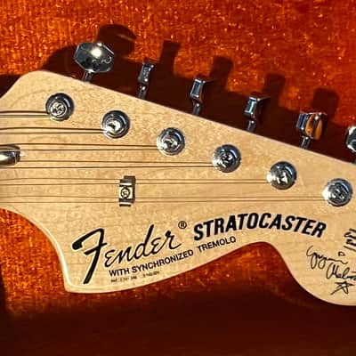 Fender Yngwie Malmsteen Artist Series Signature Stratocaster with Maple Fretboard 2007 - Present - Vintage White image 2