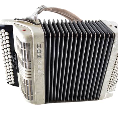 Hohner Studio II Button Accordion, Top German Made MMM Accordion, Serviced - Excellent Condition + Brand New Straps image 16