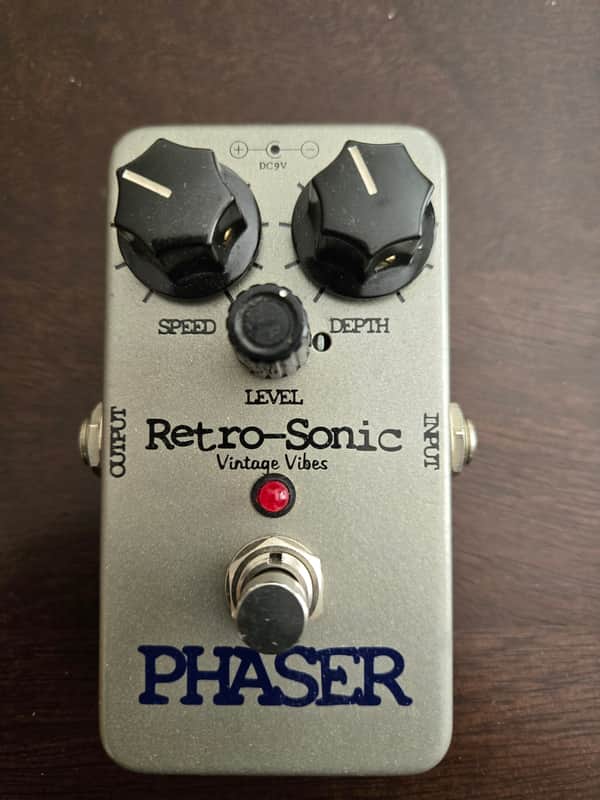 Retro-Sonic Phaser image 1