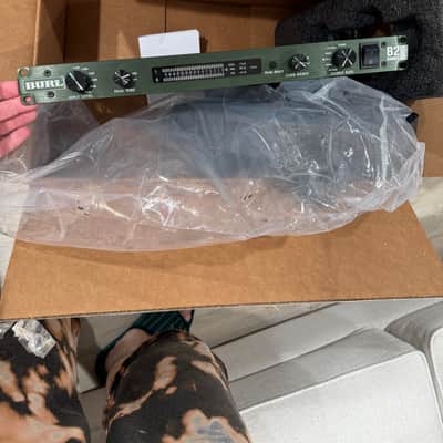Burl B2 Bomber ADC 2-Channel A/D Converter 2010s - Green image 1