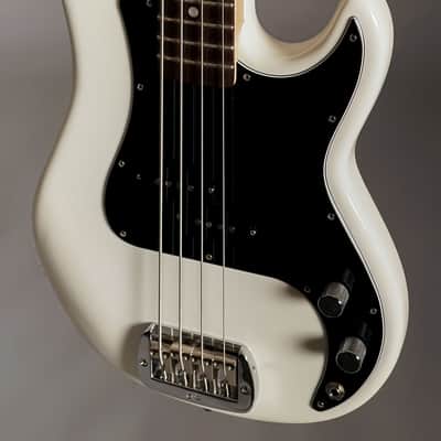 G&L USA LB-100 2022 - Olympic White image 3
