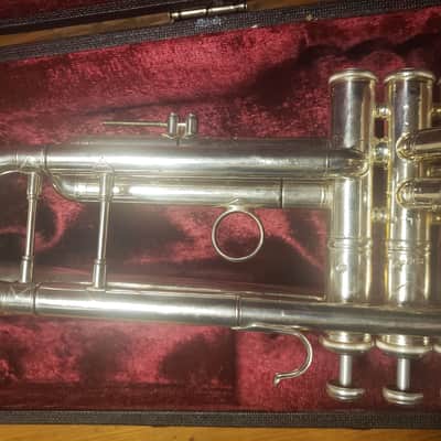 Vintage NY Bach Stradivarius 180S42 Bb Trumpet! Chem Cleaned, Serviced, Gorgeous! image 4