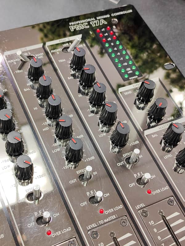 Vestax PMC-17A 3-Channel Analog DJ Mixer | Reverb Canada