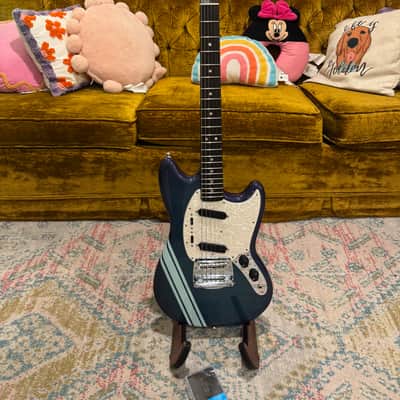 Fender MIJ Competition Mustang image 3