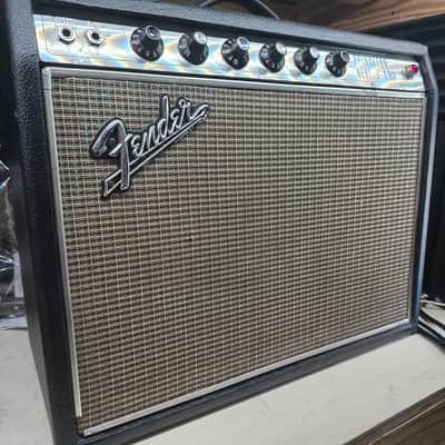 Fender Princeton Reverb "Drip Edge" 15-Watt 1x10" Guitar Combo 1968 - 1969 - Silverface image 3
