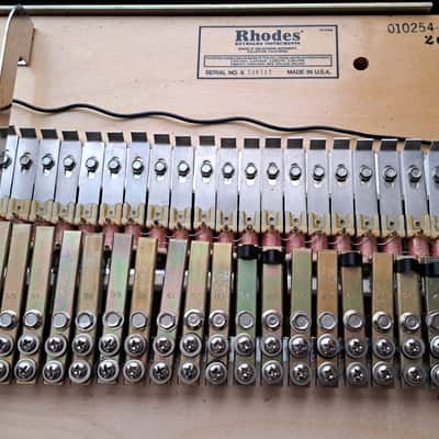 Rhodes Suitcase Piano 73-Key Electric Piano 1979 - Black Rounded Top image 12