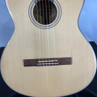 Fender CN-60S Classical Guitar, Solid Spruce Top image 3