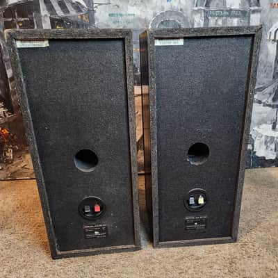 Onkyo Onkyo SKF-200F are 2-way bass-reflex front speakers, 90s - Black image 5