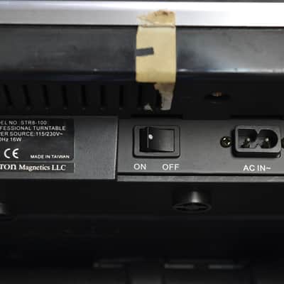 Stanton STR8-100 Direct Drive Digital Turntable w/ Phono Preamp  Silver image 9