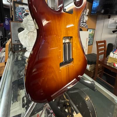 Custom Strat copy 2000’s - Cherry sunburst image 8