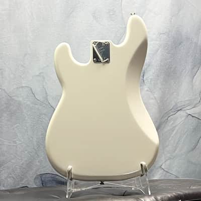 Fender Player Series Loaded Precision Bass Body Polar White image 4