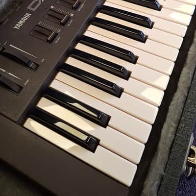 Yamaha DX21 Programmable Algorithm Synthesizer image 2