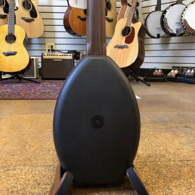 Magic Fluke USA Adirondack Spruce Top Flea Mandolin Amber w/Padded Gig Bag image 3