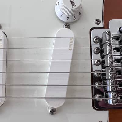 Fender Stratocaster 2017 - Tobacco Burst image 4