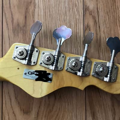 G&L LB-100 2016 Vintage White image 5