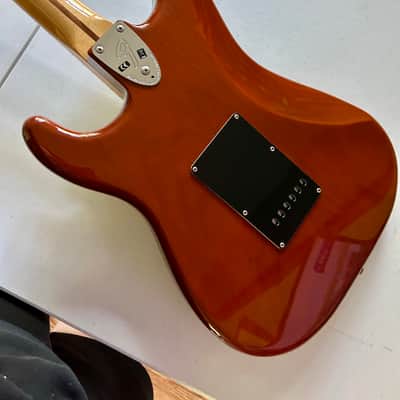 Fender Vintera '70s Stratocaster with Maple Fretboard 2019 - 2021 - Mocha image 8