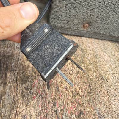 Silvertone Model 1482 5-Watt 1x12 Guitar Combo 1960s - Black image 11