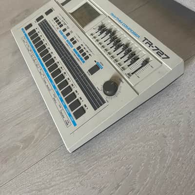 Roland TR-727 Latin Rhythm Composer 1980s - Grey image 3