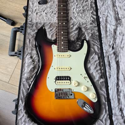 Fender American Ultra Stratocaster HSS with Rosewood Fretboard 2019 - Present - Ultraburst image 6