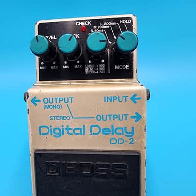 Vintage 80s Boss DD-2 Digital Delay Guitar Effect Pedal Long Chip MIJ Japan Bass image 4