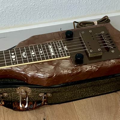 .1940s Supro Supreme Hawaiian Model 1400 Steel Guitar, Lap Steel. Original Case & Cord ! image 5
