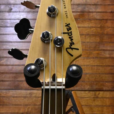 Fender Standard Jazz Bass®, Laurel Fingerboard, White Pickguard, Olympic White image 5