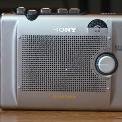Sony TCM-450DV Cassette-Corder Player Recorder image 2
